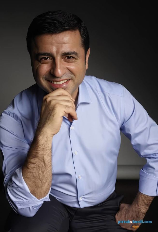 Selahattin Demirtaş Posterleri Seti (3 POSTER)