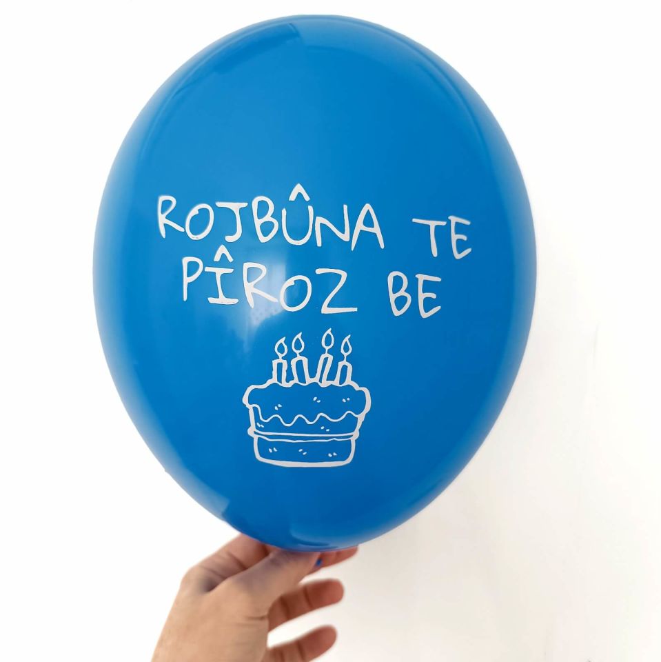Ayaklı 7 li Balon Standı - Kürtçe Doğum Günü Balonlu (8 KÜRTÇE BALONLU)