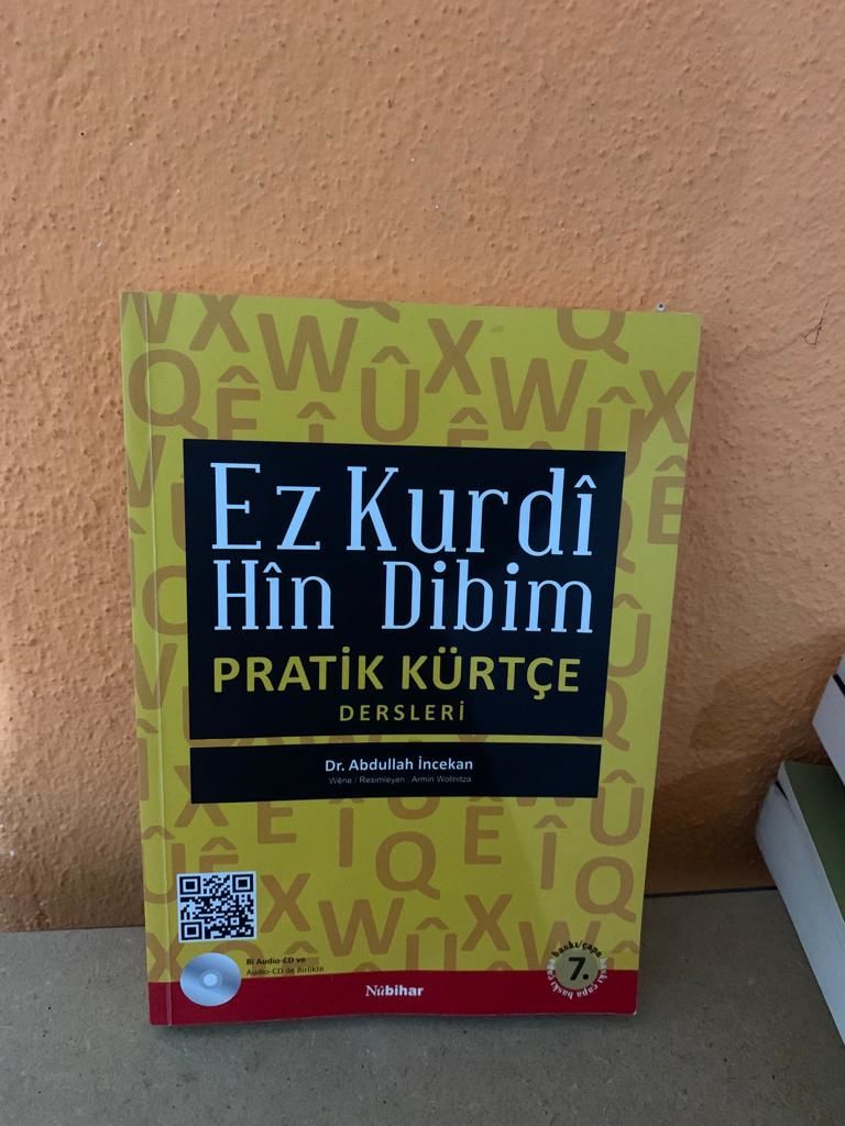 Ez Kurdî Hîn Dibim  - Pratik Kürtçe Dersleri Bi CD