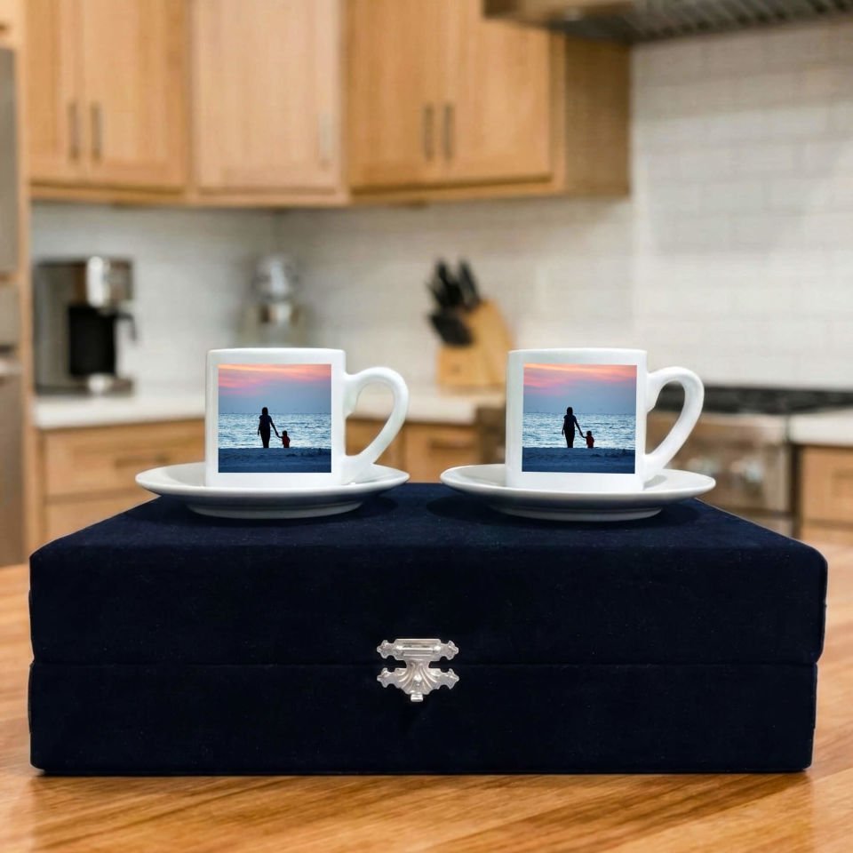 Kişiye Özel Foto Bastırmalı Siyah Renkli Kutulu 2 li Porselen Kahve Fincan Seti