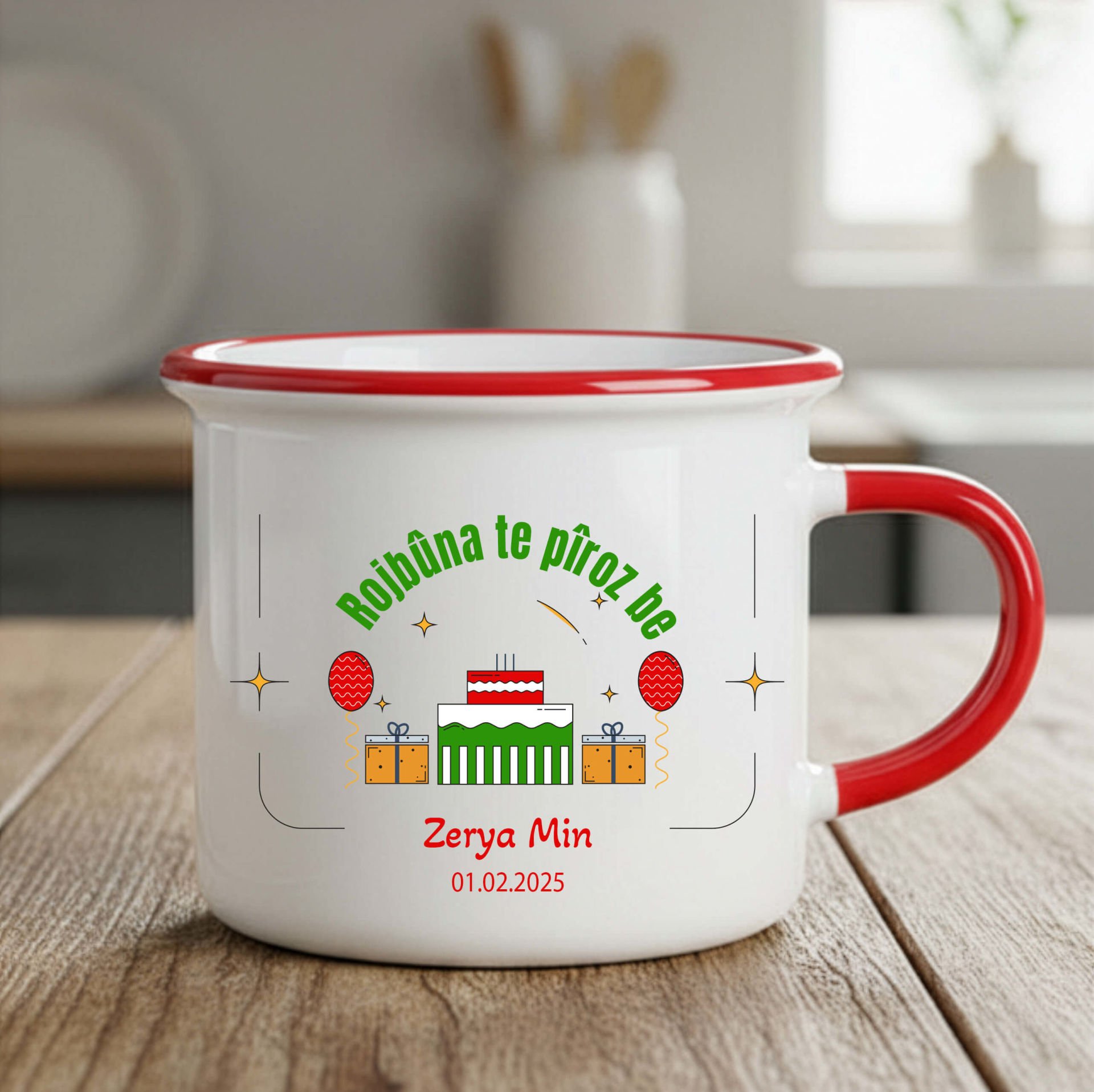 İsme Özel ve Doğum Tarihli Kürtçe Doğum Günü Kutlama Enamel Kupa Bardağı - Rojbûna Te Pîroz be Enamel Kırmızı Kupa Bardak